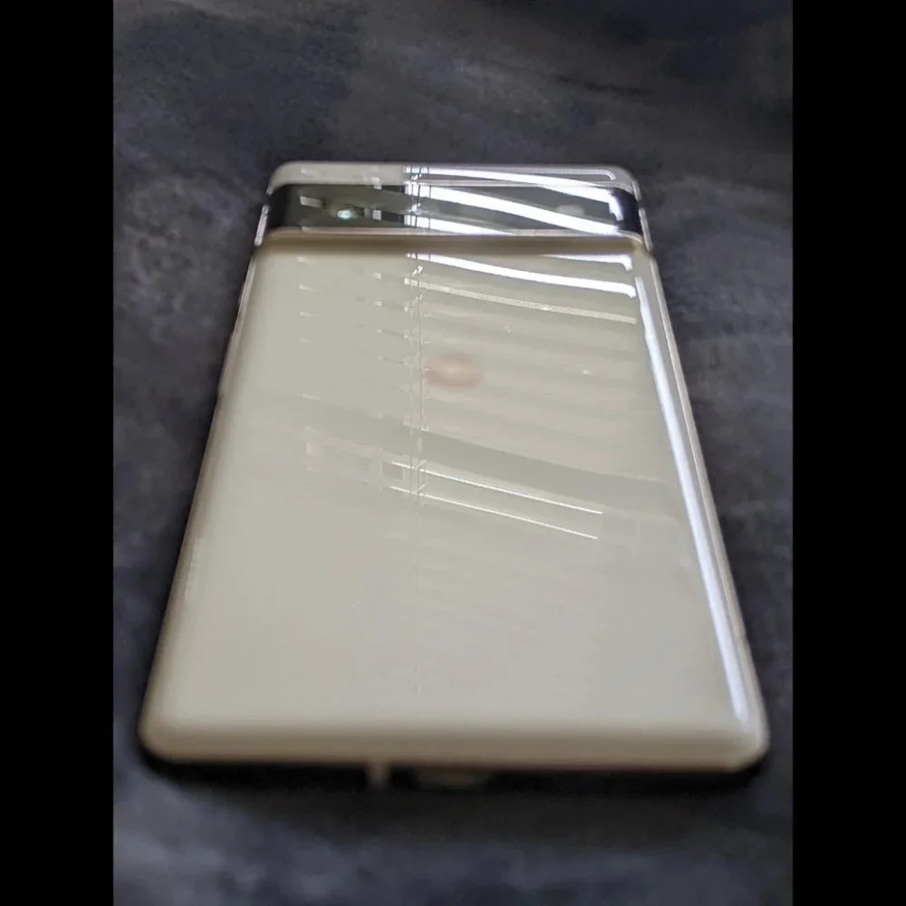 Google Pixel 6 Pro Gold/ Ivory special edition 256gb Unlocked